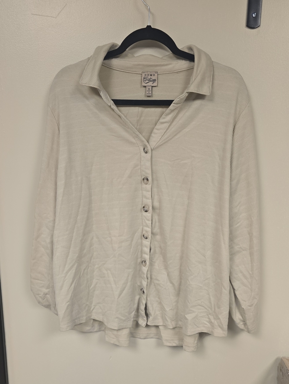 Como Vintage Light Cream Button-Down Collared Shirt
